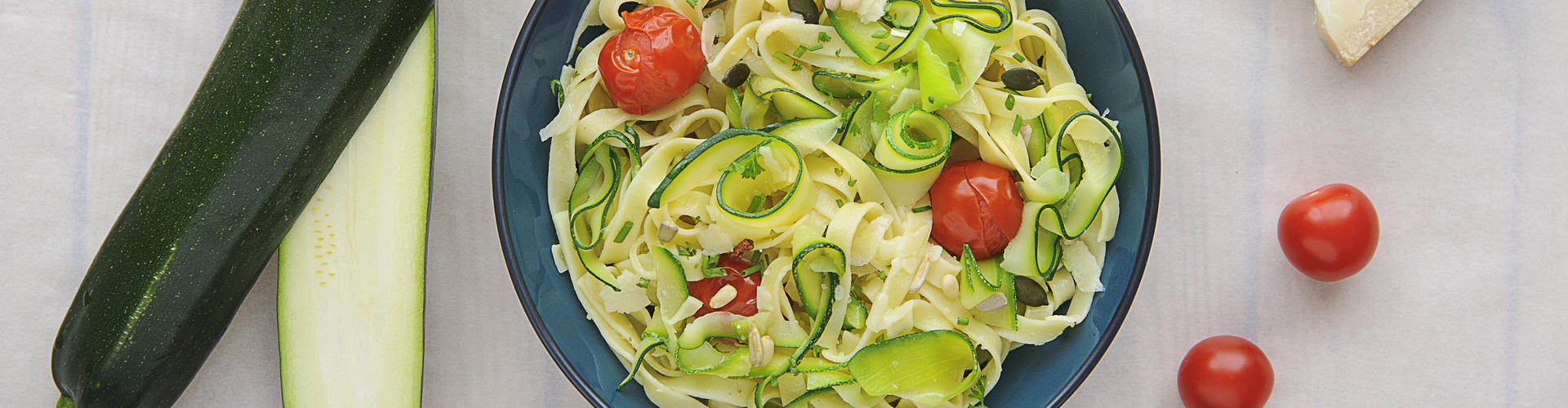 Pâtes aux tagliatelles de courgettes